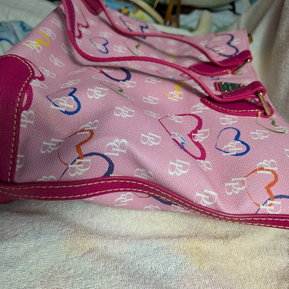 Dooney & Bourke Pink Heart Tote Bag - Picture 3 of 8